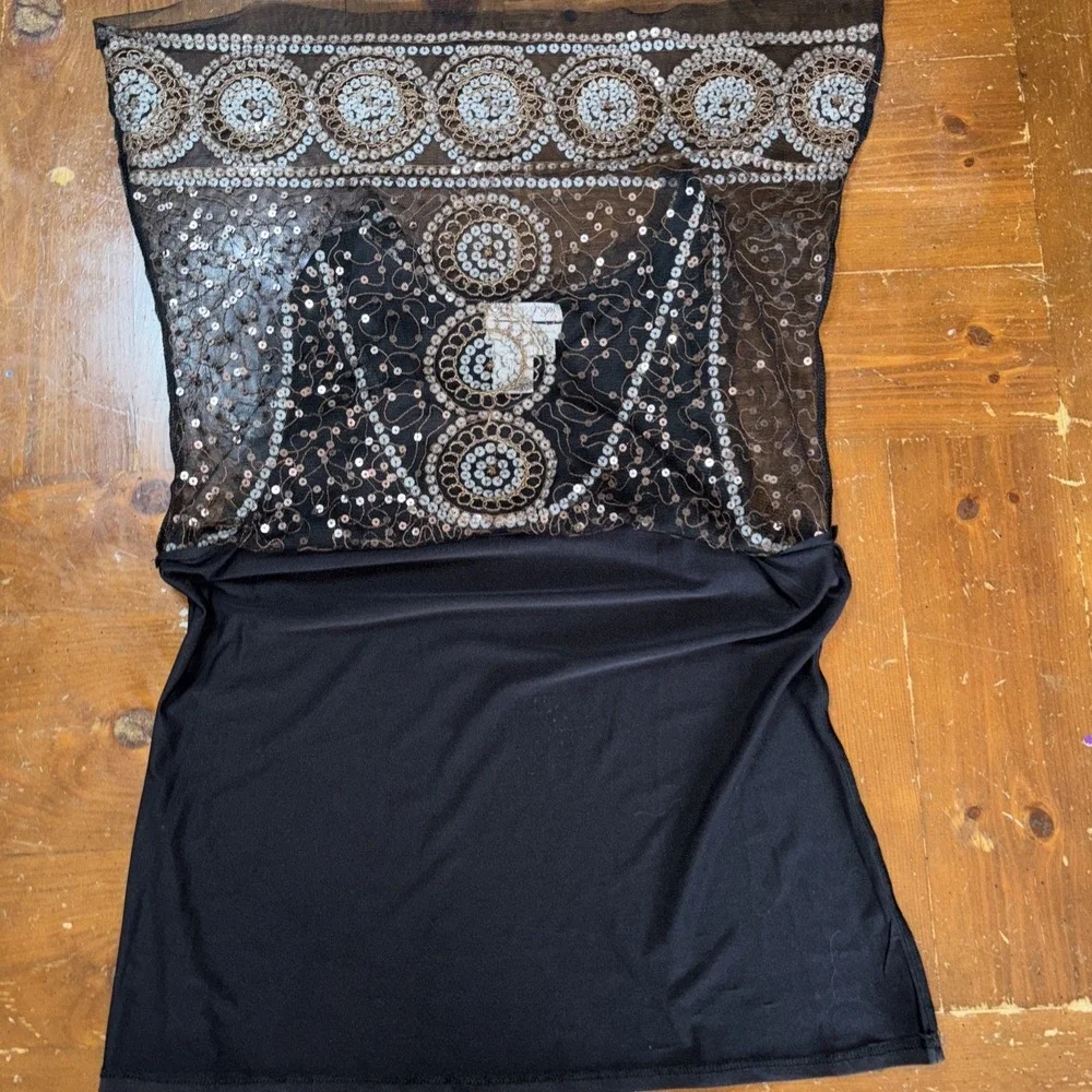 Maxx Studio Specialty Products Black Embroidered Sequined Sleeveless Top Medium - Picture 5 of 5